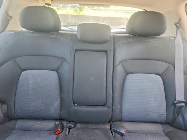 2015 KIA SPORTAGE GL - Middle-low
