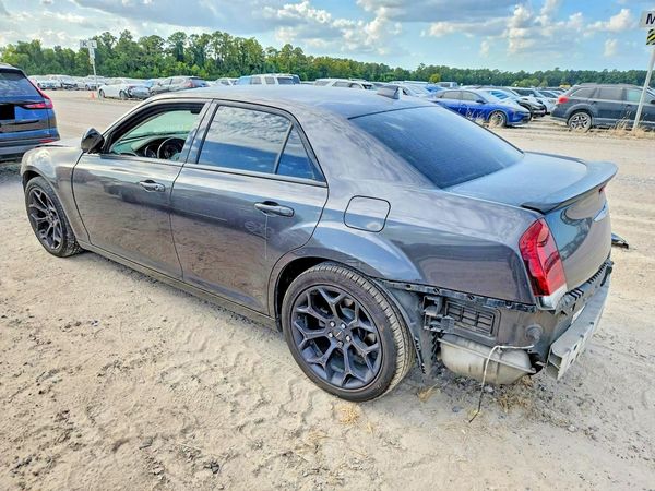 2020 CHRYSLER 300