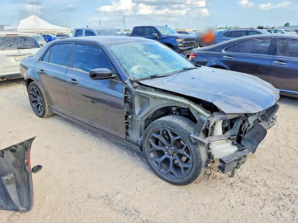 2020 CHRYSLER 300
