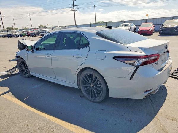 2022 TOYOTA CAMRY XSE