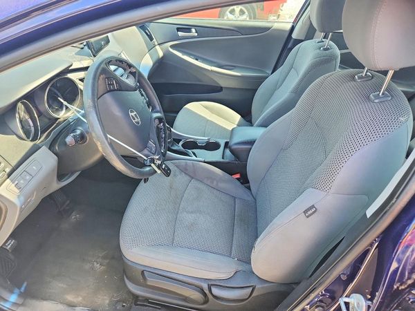 2013 HYUNDAI SONATA GLS/ GLS Popular
