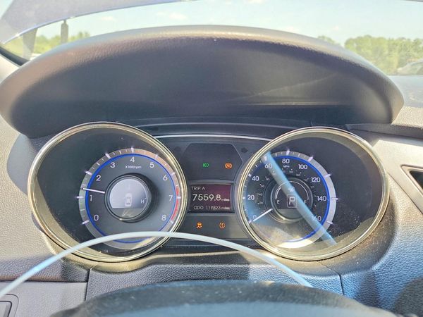 2013 HYUNDAI SONATA GLS/ GLS Popular