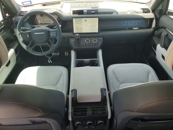 2025 LAND ROVER DEFENDER 110 X