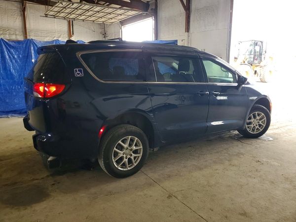 2020 CHRYSLER VOYAGER LXI