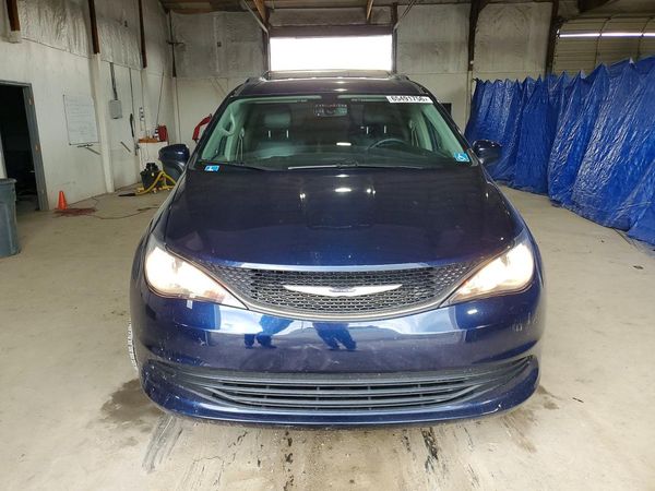 2020 CHRYSLER VOYAGER LXI