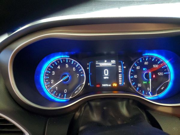 2020 CHRYSLER VOYAGER LXI