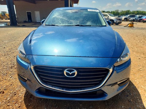 2018 MAZDA 3 Touring