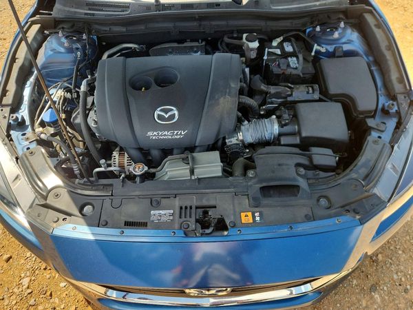 2018 MAZDA 3 Touring