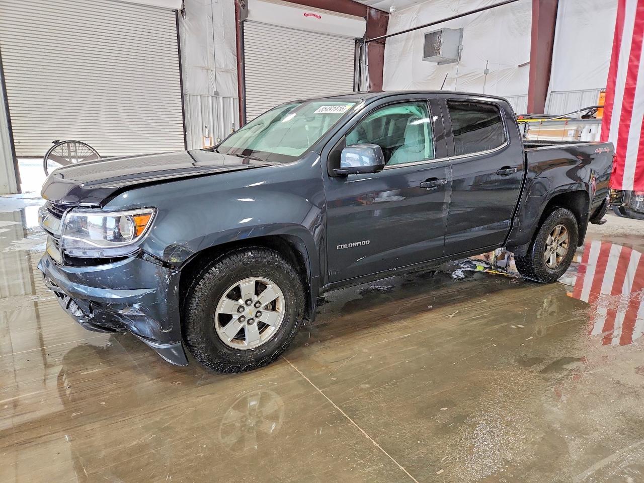2018 CHEVROLET COLORADO Work Truck — Front 3/4