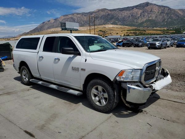 2017 RAM 1500 SLT