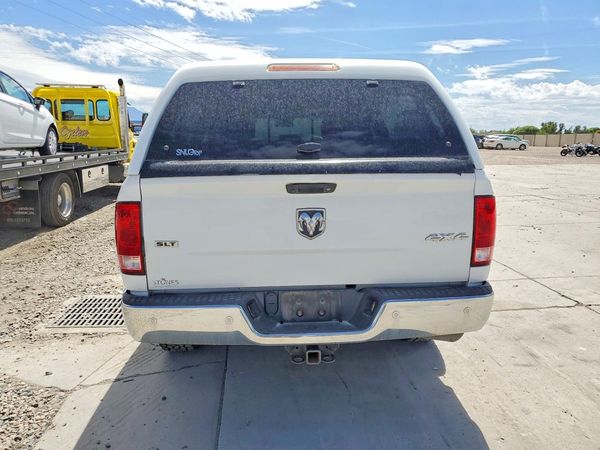 2017 RAM 1500 SLT