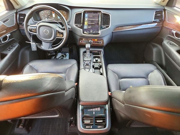 2016 VOLVO XC90 SV42 Momentum — CKPT