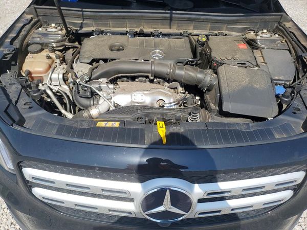 2021 MERCEDES-BENZ GLB GLB250