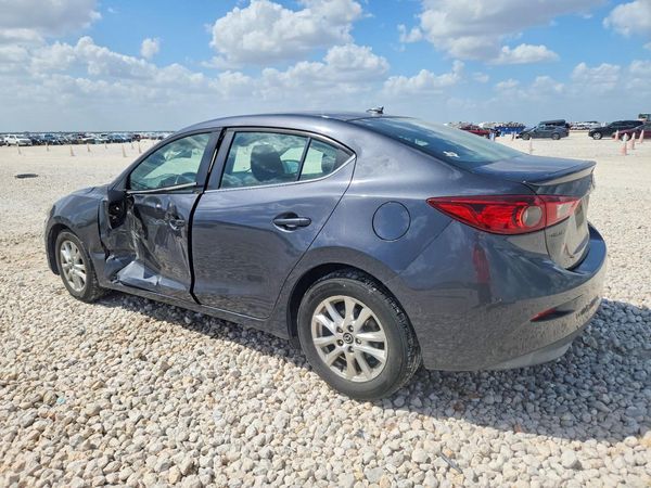 2015 MAZDA 3 Touring/GS