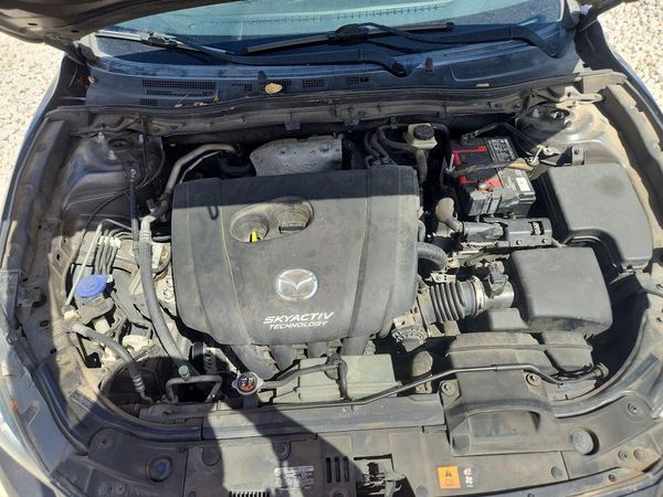 2015 MAZDA 3 Touring/GS