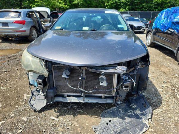 2013 TOYOTA CAMRY