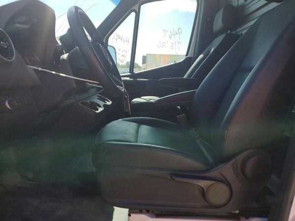 2025 MERCEDES-BENZ SPRINTER