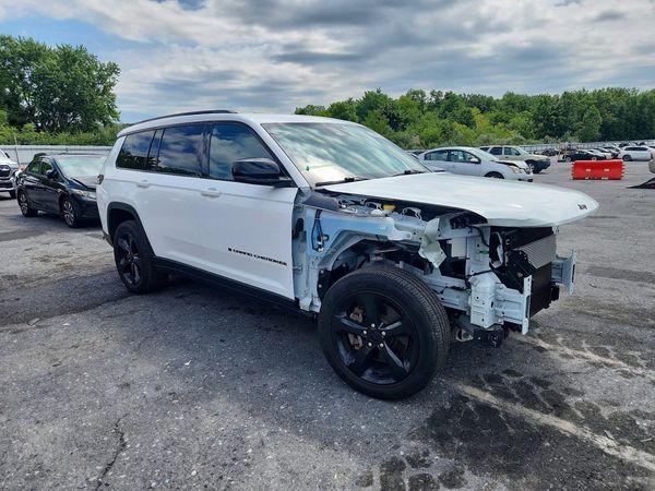 2023 JEEP GRAND CHEROKEE Laredo, Altitude