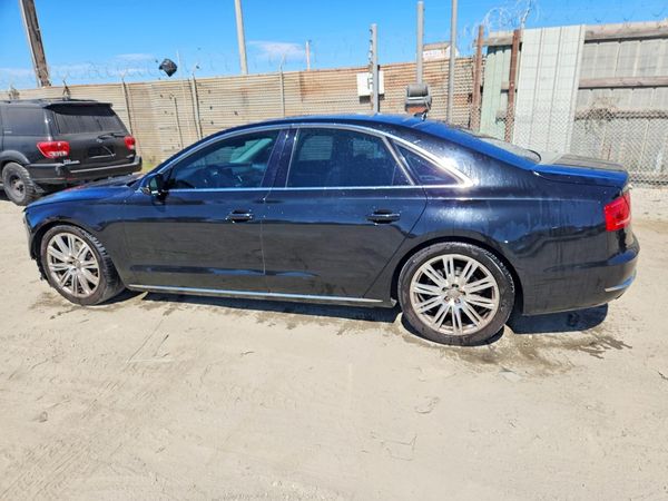 2014 AUDI A8