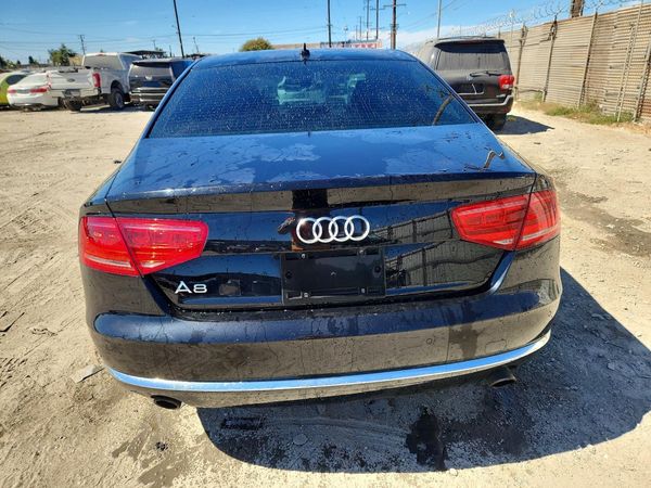2014 AUDI A8