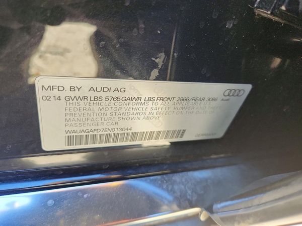2014 AUDI A8