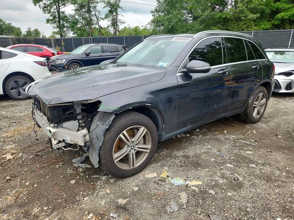 2020 MERCEDES-BENZ GLC
