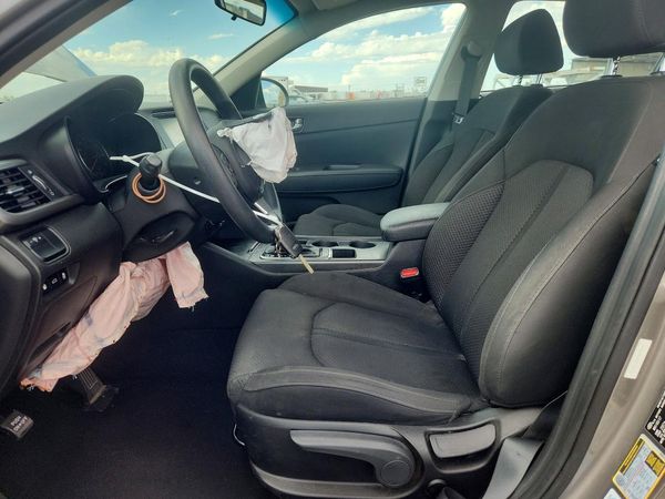 2018 KIA OPTIMA LX — DENT