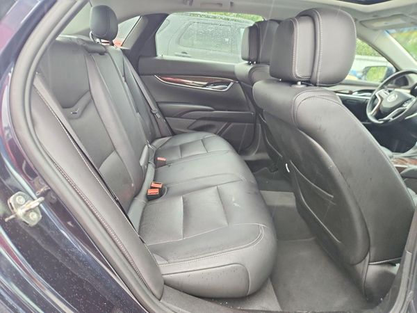 2014 CADILLAC XTS Luxury