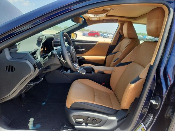 2022 LEXUS ES 350 350 Base
