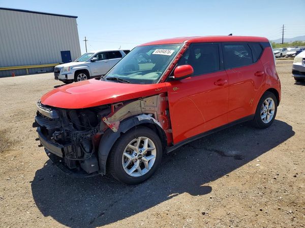 2023 KIA SOUL LX, S