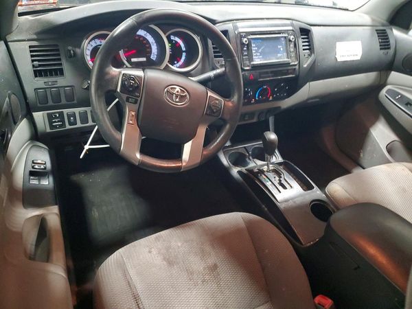 2015 TOYOTA TACOMA Delux Grade