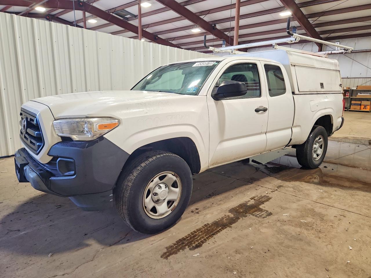 2016 TOYOTA TACOMA SR/SR5
