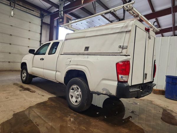 2016 TOYOTA TACOMA SR/SR5