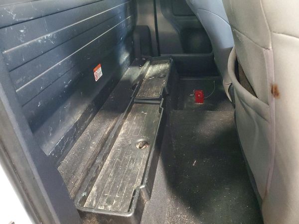 2016 TOYOTA TACOMA SR/SR5