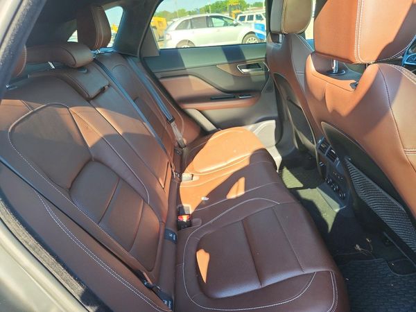 2018 JAGUAR F-PACE