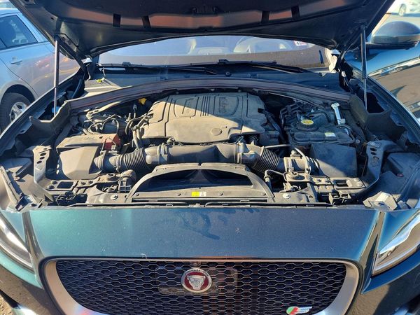 2018 JAGUAR F-PACE