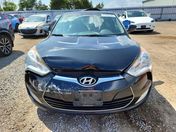 2013 HYUNDAI VELOSTER