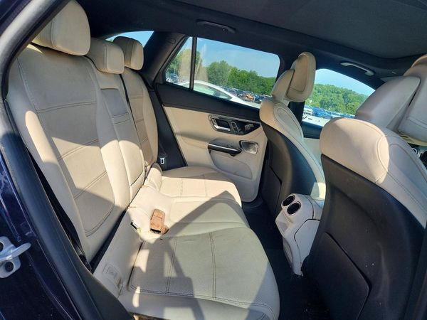 2023 MERCEDES-BENZ GLC GLC300