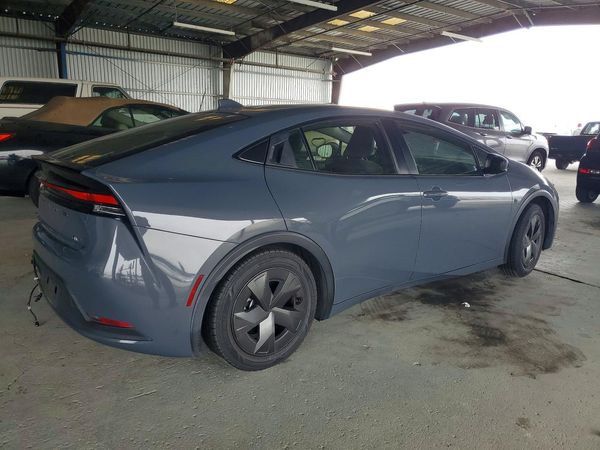 2024 TOYOTA PRIUS