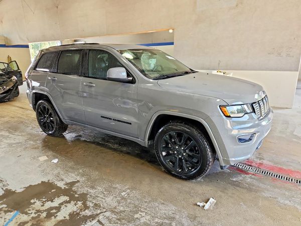 2019 JEEP GRAND CHEROKEE Laredo