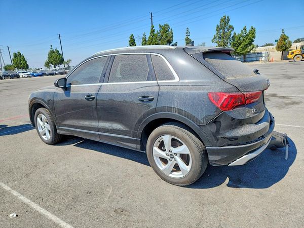 2021 AUDI Q3 quattro Premium