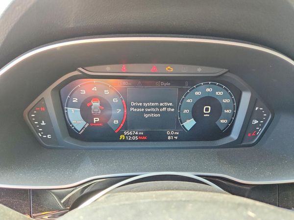 2021 AUDI Q3 quattro Premium