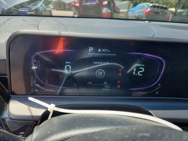 2025 KIA SELTOS S, X-Line
