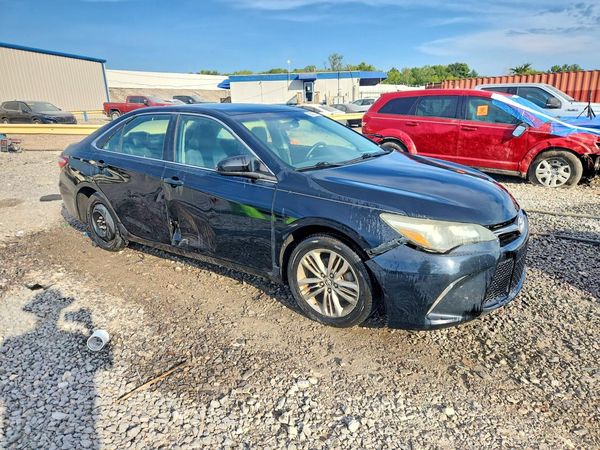 2016 TOYOTA CAMRY