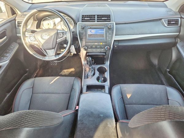 2016 TOYOTA CAMRY