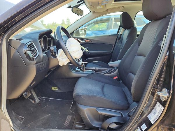 2015 MAZDA 3 Touring/GS