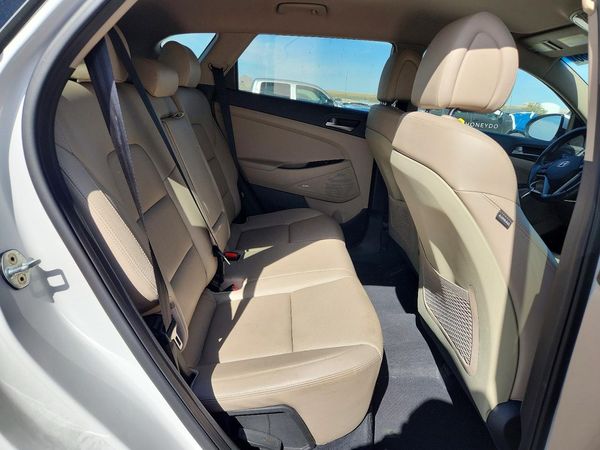 2018 HYUNDAI TUCSON