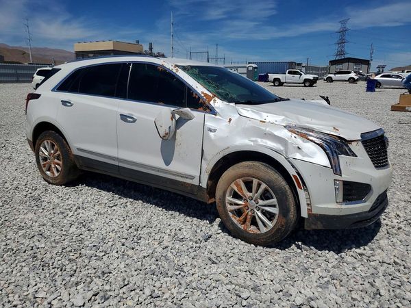 2022 CADILLAC XT5