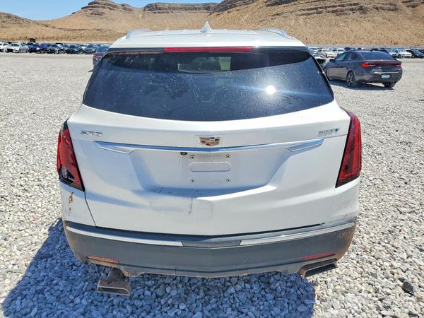2022 CADILLAC XT5