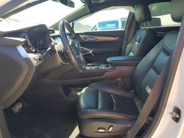 2022 CADILLAC XT5